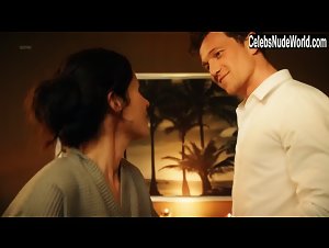 Mirya Kalmuth in Milk and Honey (series) (2018) 9