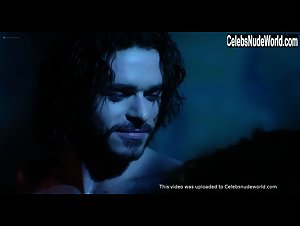 Chiara Centioni in Medici: Masters of Florence (series) (2016) 15