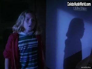 Chasey Lain in Tales from the Crypt: Demon Knight (1995) 9