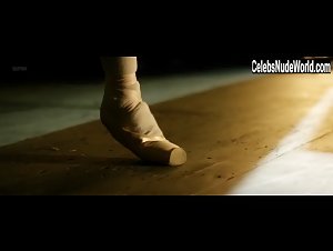 Michalina Olszanska in Matilda (2017) 1
