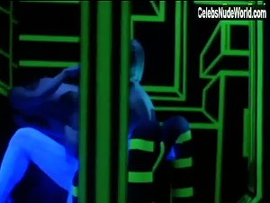 Mia Zottoli Butt , Kissing in Sex Files: Sexual Matrix (2000) 9