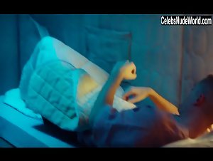 Juliette Binoche in High Life (2018) 19