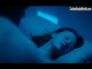 Juliette Binoche in High Life (2018) 7