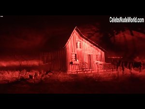 Linnea Quigley in Pumpkinhead II: Blood Wings (1993) 19