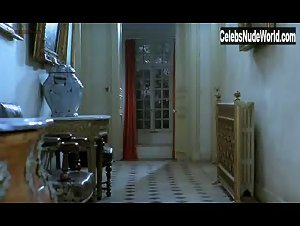 Lisbeth Hummel in La bete (1975) 19