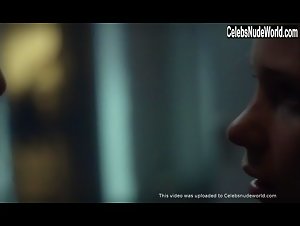 Eliza Rycembel nude, Bathtub scene in Nina (2018) 7