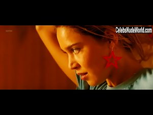 Matilda Anna Ingrid Lutz in Revenge (2017) 11