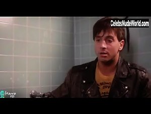 Linnea Quigley in Savage Streets (1984) 7