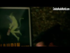 Melissa Barrera in Vida (series) (2018) 17