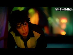 Melissa Barrera Cleavage , Brunette in Vida (series) (2018) 7
