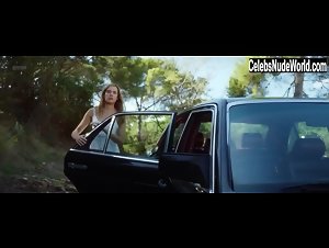 Lucia Delgado in El arbol de la sangre (2018) 8