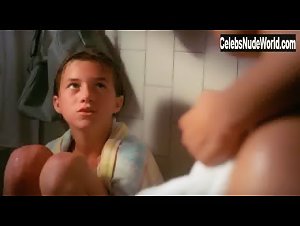 Louisa Shafa in L'effrontee (1985) 6