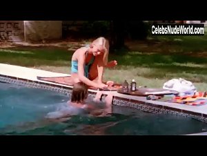 Lori Lewis in Nightmare Weekend (1986) 16
