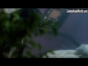 Loletta Lee in Yu pu tuan er zhi Yu nu xin jing (1996) 13