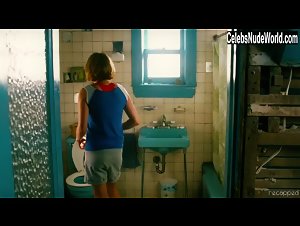Michelle Williams in Take This Waltz (2011) 1