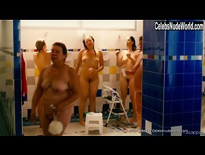 Jennifer Podemski in Take This Waltz (2011) 17