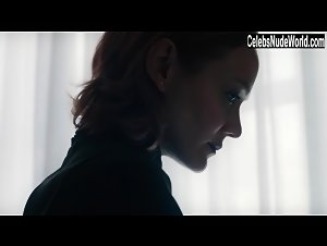 Gillian Williams in Girlfriend Experience (series) (2016) 19