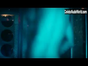 Michelle Williams Explicit , Blonde in Blue Valentine (2010) 17