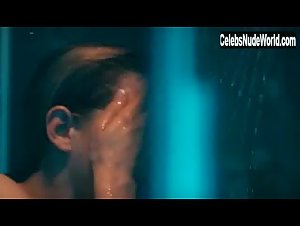 Michelle Williams Explicit , Blonde in Blue Valentine (2010) 8