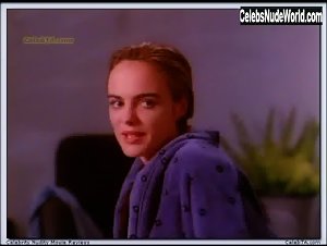 Michelle Johnson Butt , Explicit in Body Shot (1993) 4