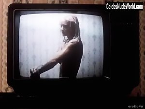 Kristine Rose Explicit , Bathtub in Undici giorni, undici notti 2 (1990) 6