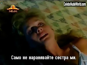 Barbara Crampton in Kidnapped (1987) 9