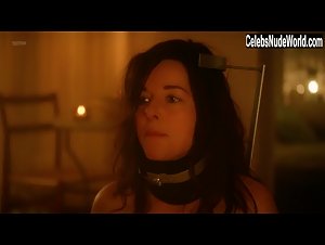 Laure Calamy in Dix pour cent (series) (2015) 19