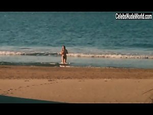 Laurence Cortadellas in Sans toit ni loi (1985) 5