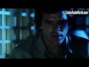 Antigoni Amanitou in Blind Date (1984) 15