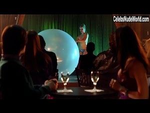 Julie Atlas Muz in Bored to Death (series) (2009) 7
