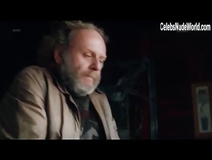 Anita Krausova in Pustina (series) (2016) 7