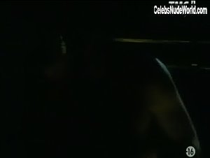 Julia Austin in Le miroir du desir (1996) 18