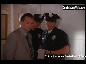 Jodie Fisher Pool , Brunette in Dead by Dawn (1998) 9
