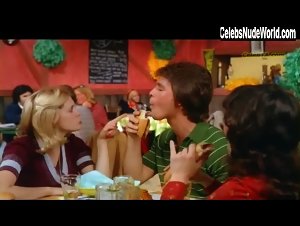 Jo Johnston Kissing , Explicit in Swinging Cheerleaders (1974) 18