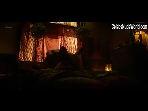 Hannah Gross Hot , Couple in Mindhunter (series) (2017) 2