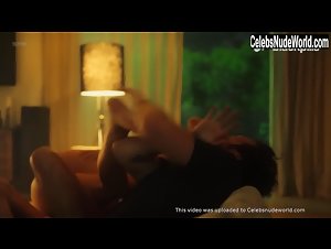 Jennifer Daley in All Wrong (series) (2017) 9