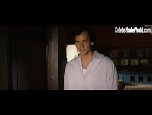 Anne Schramm in Der Geschmack von Apfelkernen (2013) 11