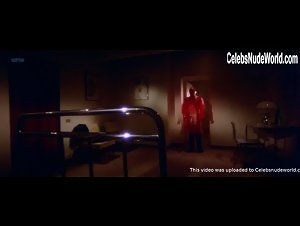 Ines Pellegrini in Gatti rossi in un labirinto di vetro (1975) 18