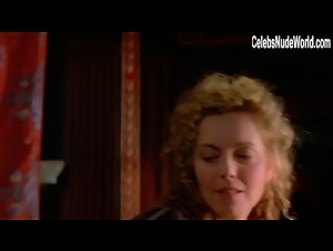 Eva Marie Bryer in Le violon rouge (1998) 1