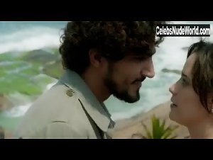 Fernanda Vasconcellos in Pequeno Dicionario Amoroso 2 (2015) 1