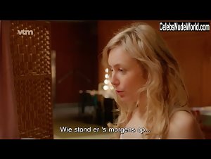 Evelien Bosmans in Amateurs (series) (2014) 1