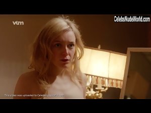 Evelien Bosmans in Amateurs (series) (2014) 20
