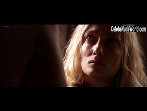 Eva Riccobono in E la chiamano estate (2012) 10