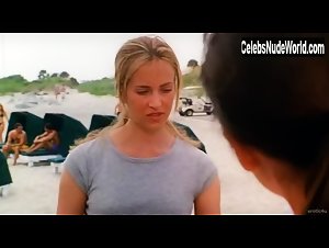 Erinn Bartlett in In Crowd (2000) 20