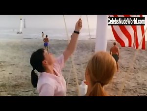 Erinn Bartlett in In Crowd (2000) 4