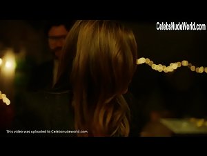 Clara Alvarado in La Casa de Papel (series) (2017) 14
