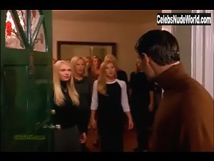 Erinn Bartlett in Pumpkin (2002) 1