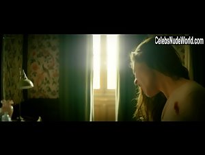 Esther Comar in House of Time (2015) 9