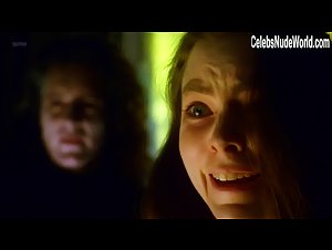 Elvira Deatcu in Vampire Journals (1997) 18