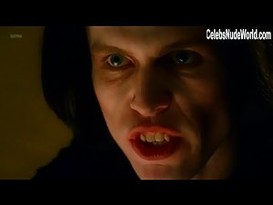 Elvira Deatcu in Vampire Journals (1997) 4